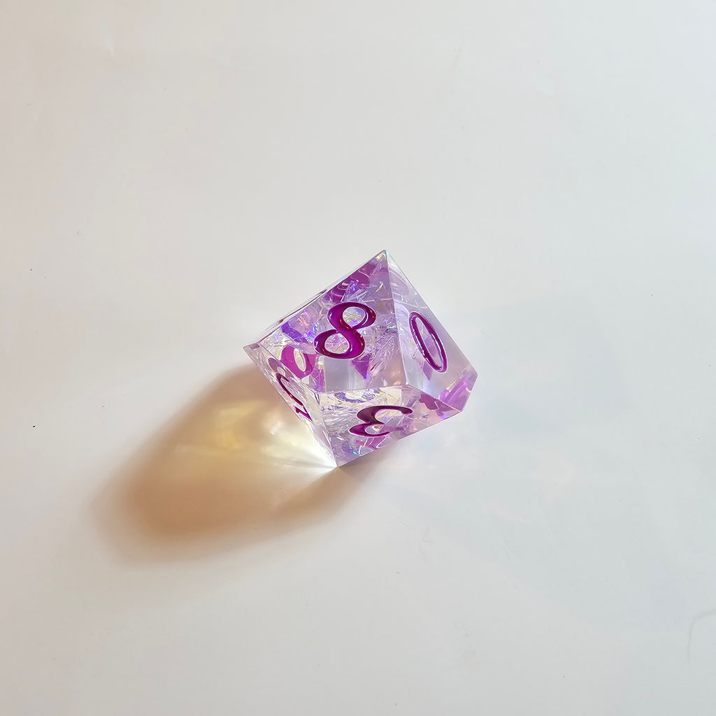 Set di dadi in resina Mystic Veil viola a spigoli vivi