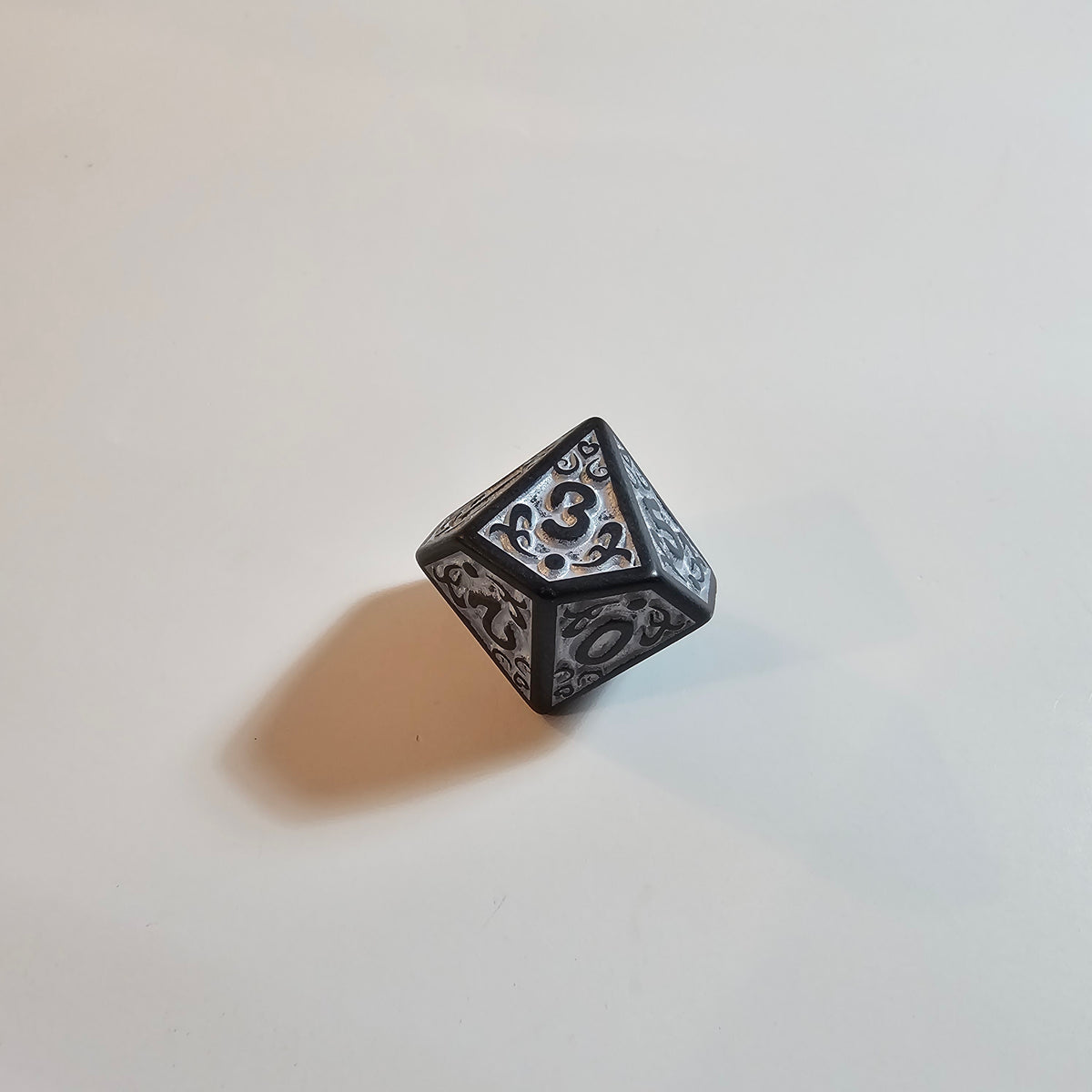 White Celtic Acrylic Dice Set