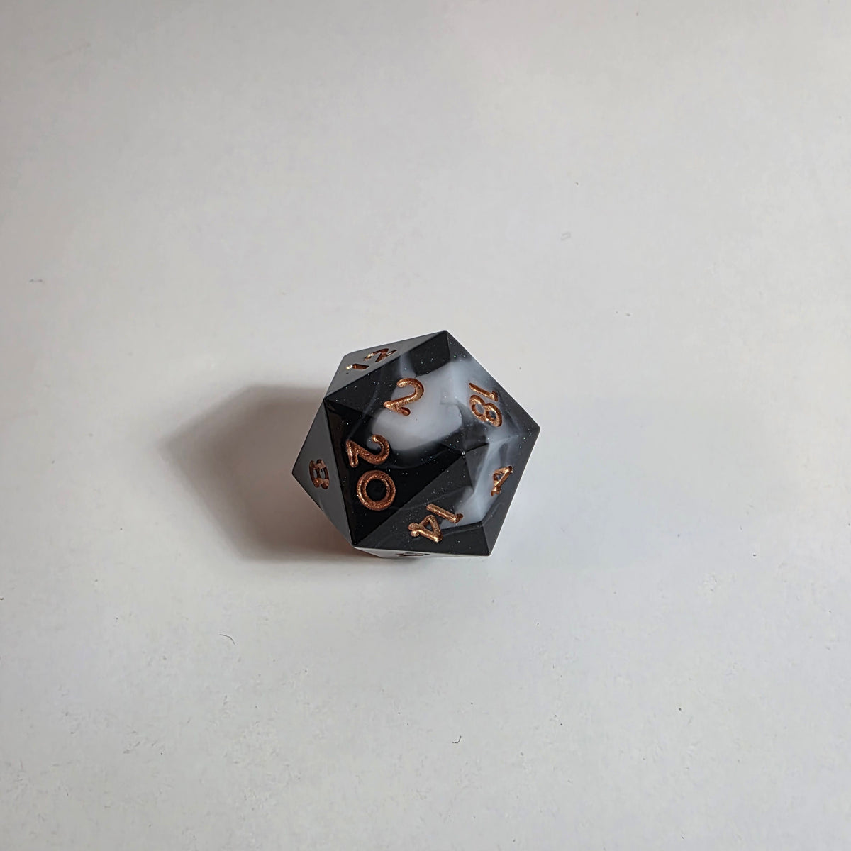Creeping Shadow Sharp Edge Resin Dice Set