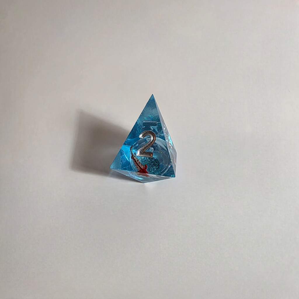 Set de dés en résine faits main motif poisson koï