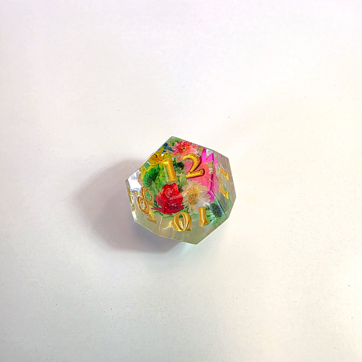Simple Harmony Sharp Edge Resin Dice Set