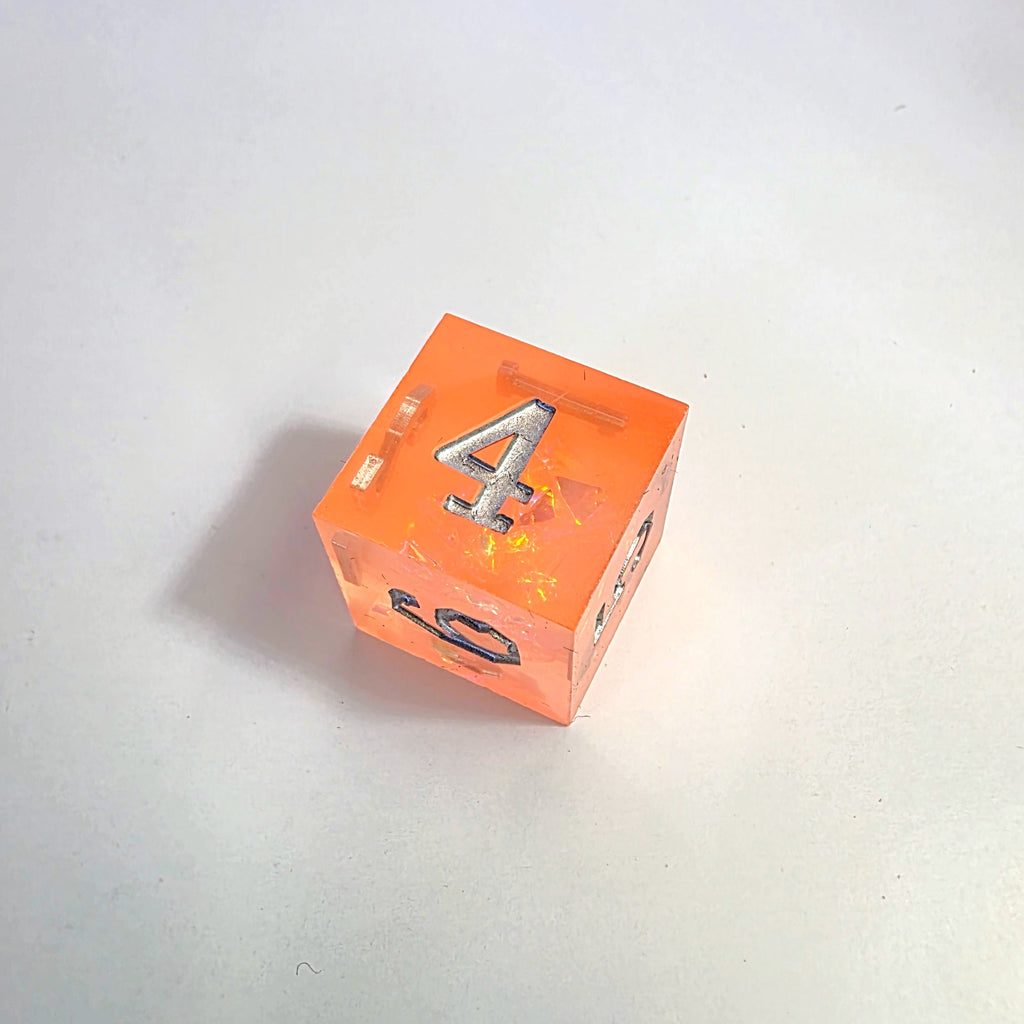 Set di dadi in resina a spigoli vivi Peachy Dream