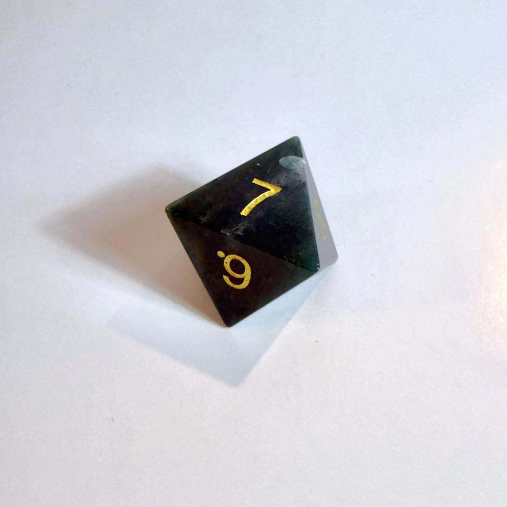 Würfelset aus indischem Achat