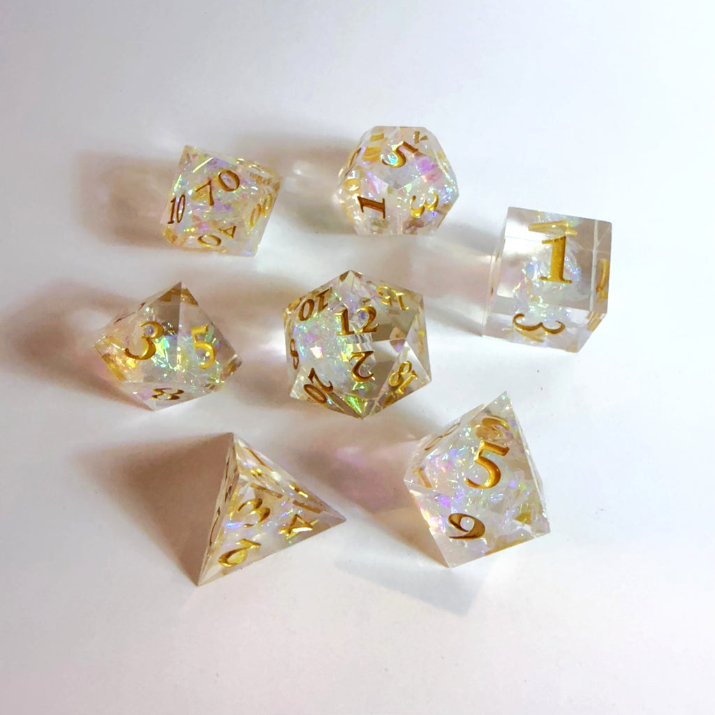 Prism Spark Würfelset mit scharfen Kanten aus Kunstharz