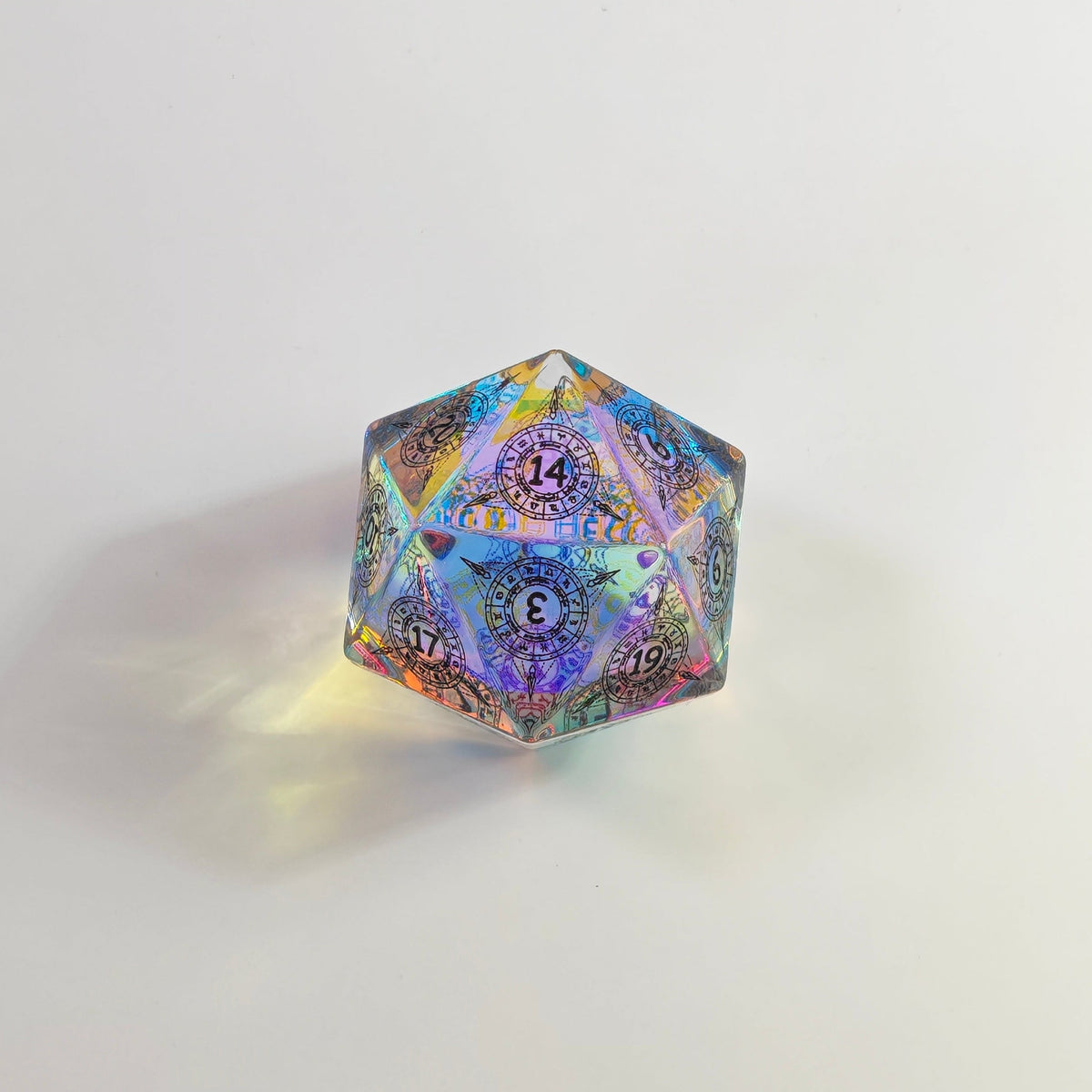 نمط الزجاج الشفاف الملون المكتنز