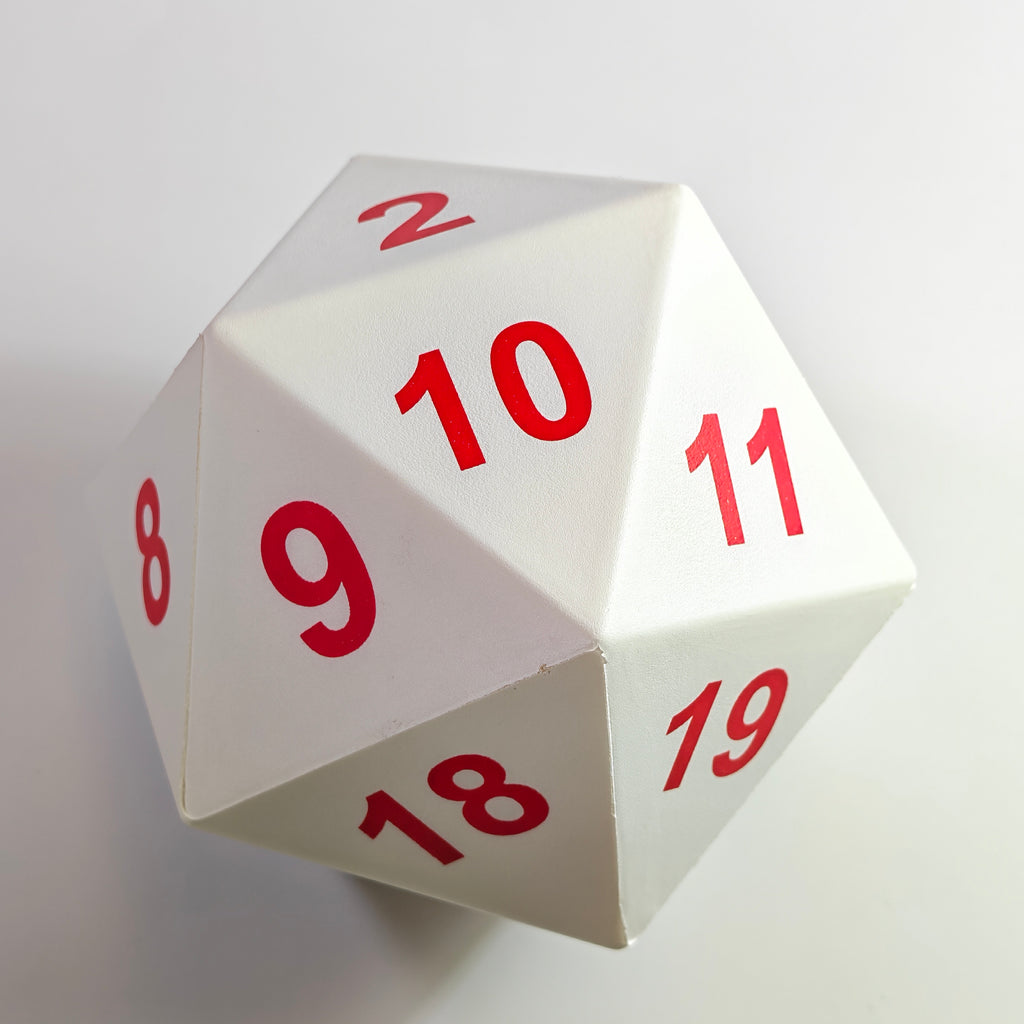 نرد D20 إسفنجي ضخم أبيض