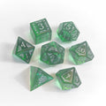 Set di dadi in vetro verde traslucido