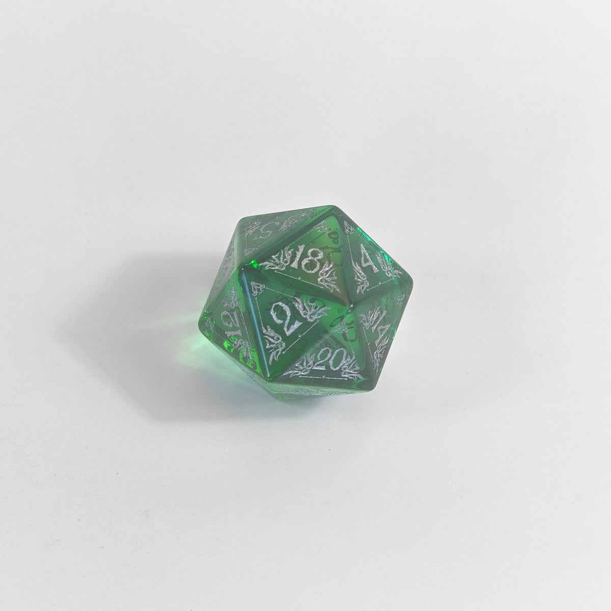 Set de dés en verre vert translucide