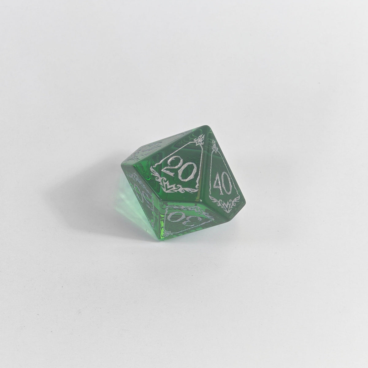 Set de dés en verre vert translucide