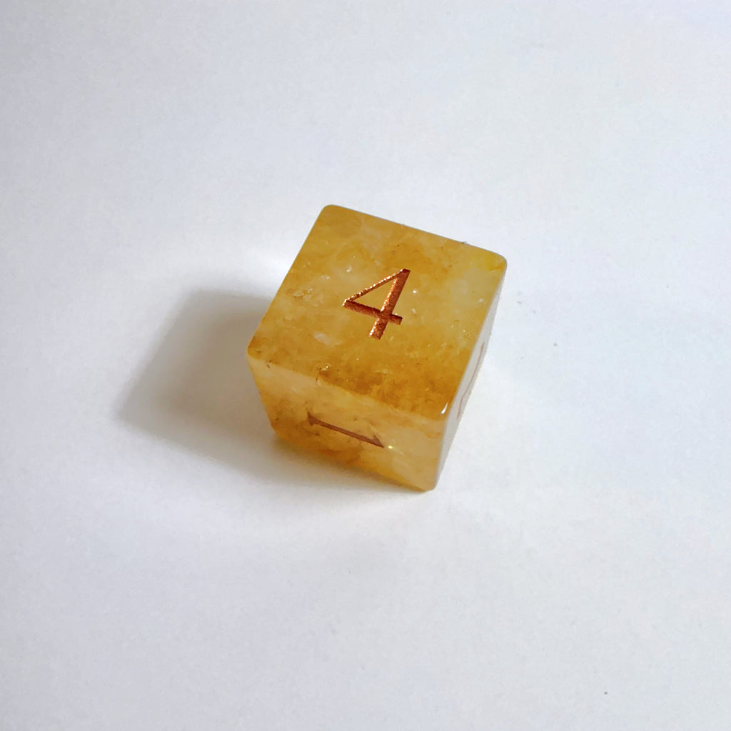 Set di dadi in calcite