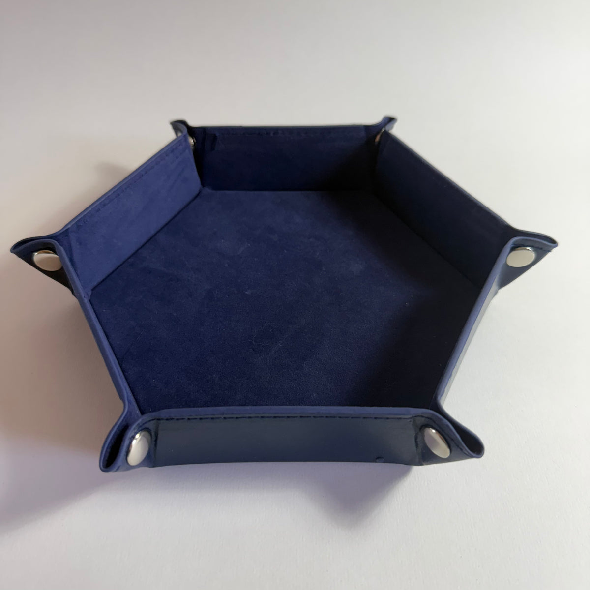 Dunkelblaue Standard-Würfelunterlage
